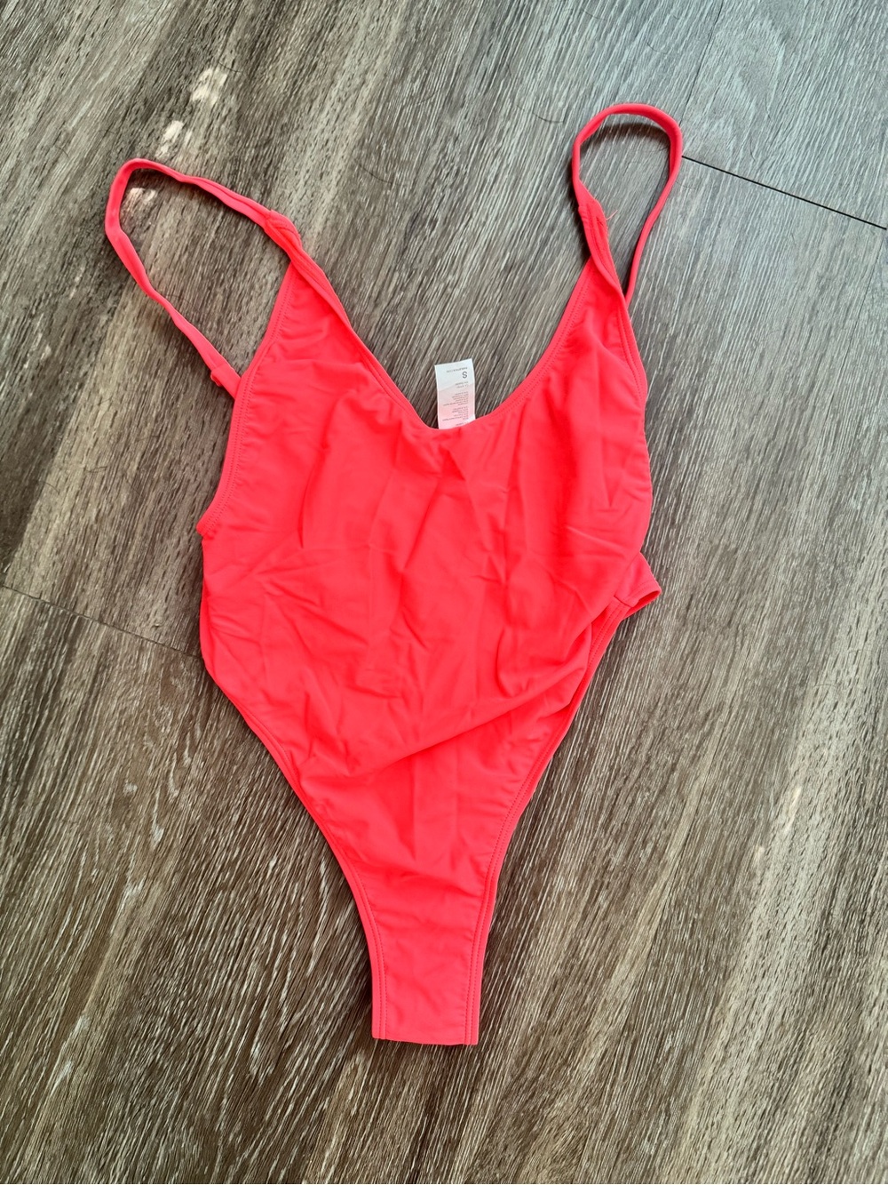Fabletics One Piece - Picture 2 of 5